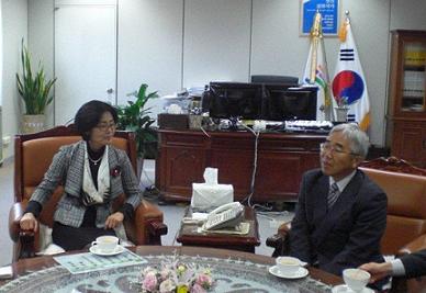 The 24th Japanese Statistical Mission with senior staff of the Korea National Statistical Office