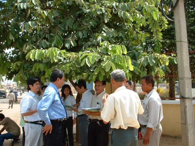 Photo 2. Field Survey in Kandal Province 