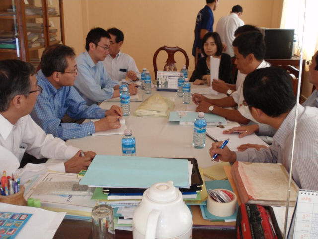 Photo 2. Hearing from the Department of Planning in Takeo Province 
