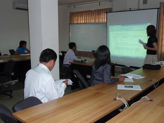 Photo 2. The Lecturer is from the Statistics Bureau (JICA Expert). 