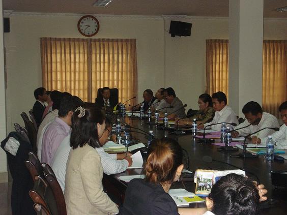 Photo 1. The Second Technical Committee of 2013CIPS chaired by Senior Minister