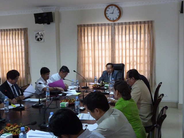 Photo 2. MOP officers, UNFPA consultants, JICA Experts, and others attended.