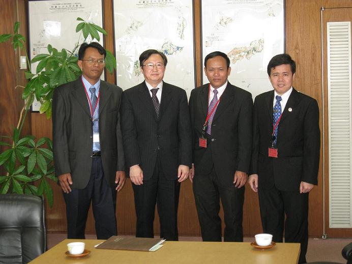 Photo 1. Courtesy Call on Director-General of Statistics Bureau of Japan