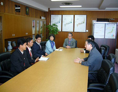 Photo 1. Courtesy Call on Director-General of the Statistics Bureau of Japan.