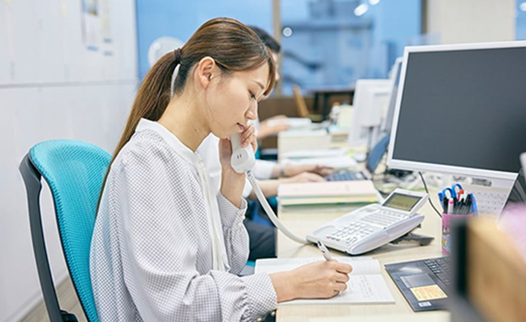 結果に関する照会対応の様子