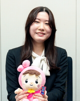 河原 里佳サムネイル